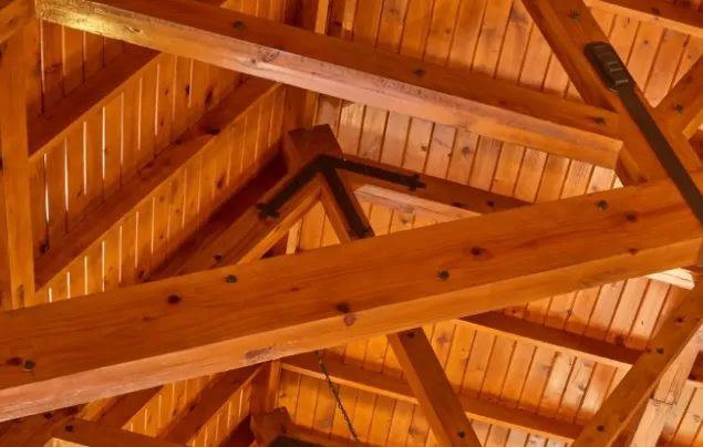 Co sprawia, że producent drewna klejonego staje się ważnym ogniwem nowoczesnych inwestycji?